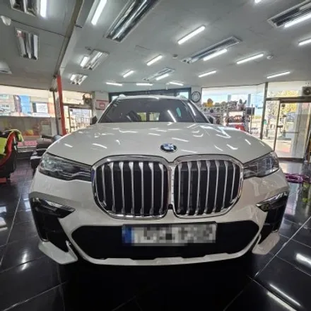 BMW X7 M 스포츠 패키지 습식 PPF 시공 랩핑 전문샵 카드레스스킨 / 대전 중구 산성동