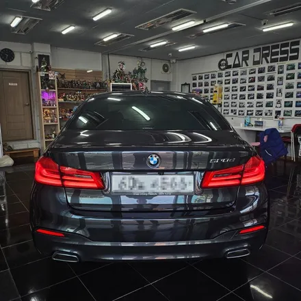 BMW 520d 대전 전체랩핑 시공 카드레스스킨 전문샵 / 대전 중구 산성동