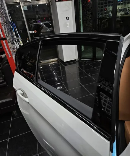 BMW 520i 크롬 죽이기 시공 / 대전 중구 산성동