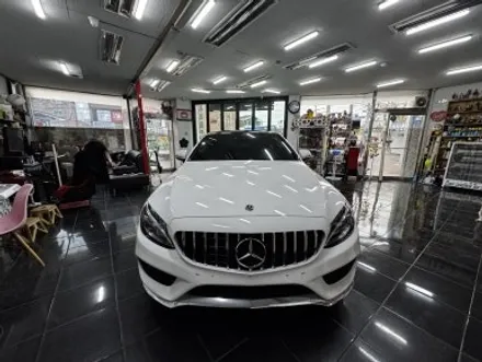 밴츠 c63 amg 쿠페 [3m 사틴 블랙] 전체 시공 대전 카드레스스킨 / 대전 중구