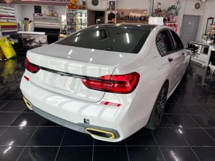 BMW 740d G12 택랩 슬레이트 그레이 (SLATE GREY) 고광택 필름 전체 랩핑 시공 대전 카드레스스킨 / 대전 중구 산성동