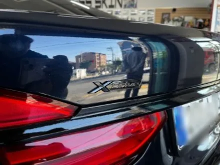 BMW 7시리즈 G바디 크롬죽이기 시공 대전 카드레스스킨 / 대전 중구 산성동