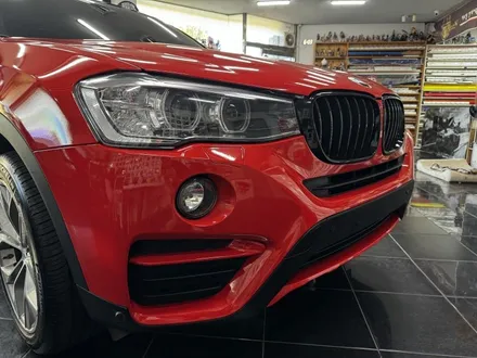 BMW F26 X4 강렬한 레드 랩핑으로 스포츠성이 짙어지다. [전체랩핑, 루프스킨, 포인트 랩핑] 대전 카드레스스킨 / 대전 중구 산성동