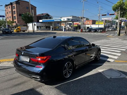 BMW 7시리즈 G바디 크롬죽이기 시공 대전 카드레스스킨 / 대전 중구 산성동