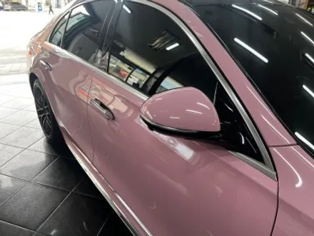 벤츠 S450d 택랩 고광택 밀레니얼 핑크(millennial pink) 전체 랩핑 대전 카드레스스킨 / 대전 중구 산성동
