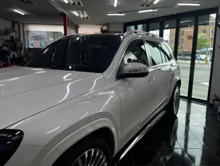 벤츠 gls 600 마이바흐 고광택 듀오톤 시공 대전 카드레스스킨 / 대전 중구 산성동