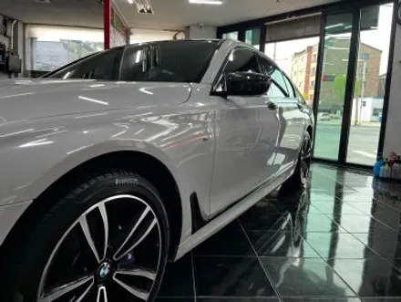 BMW 740d G12 택랩 슬레이트 그레이 (SLATE GREY) 고광택 필름 전체 랩핑 시공 대전 카드레스스킨 / 대전 중구 산성동