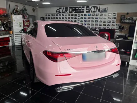 벤츠 S450d 택랩 고광택 밀레니얼 핑크(millennial pink) 전체 랩핑 대전 카드레스스킨 / 대전 중구 산성동