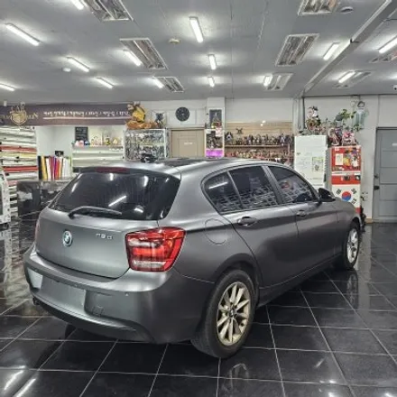 BMW 118d 사틴 다크 그레이 전체 랩핑 시공 대전 카드레스스킨 / 대전 중구 산성동