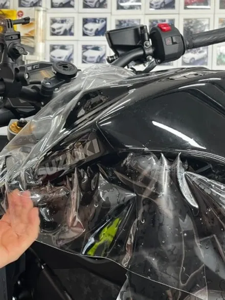 스즈키 gsx-s1000 기름탱크 PPF 생활보호필름 시공 / 대전 중구 산성동