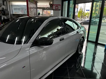 BMW 740d G12 택랩 슬레이트 그레이 (SLATE GREY) 고광택 필름 전체 랩핑 시공 대전 카드레스스킨 / 대전 중구 산성동