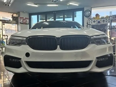 BMW 520d 대전 전체랩핑 시공 카드레스스킨 전문샵 / 대전 중구 산성동