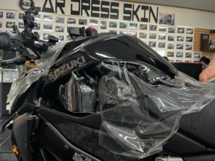 스즈키 gsx-s1000 기름탱크 PPF 생활보호필름 시공 / 대전 중구 산성동