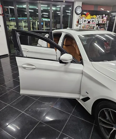 BMW 520i 크롬 죽이기 시공 / 대전 중구 산성동