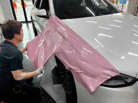 벤츠 S450d 택랩 고광택 밀레니얼 핑크(millennial pink) 전체 랩핑 대전 카드레스스킨 / 대전 중구 산성동