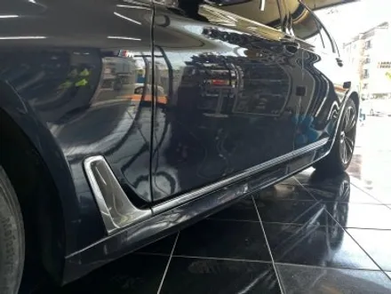 BMW 7시리즈 G바디 크롬죽이기 시공 대전 카드레스스킨 / 대전 중구 산성동