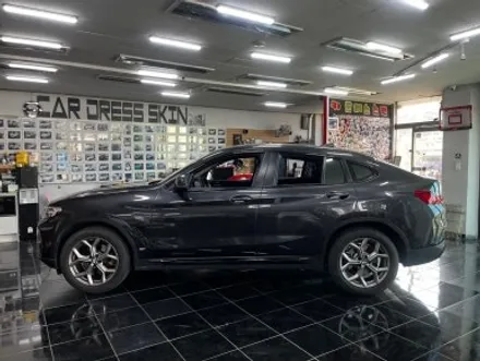 BMW X4 - 3M 2080 유광블랙으로 크롬 죽이기(크롬딜리트) 시공기 / 대전 중구 산성동