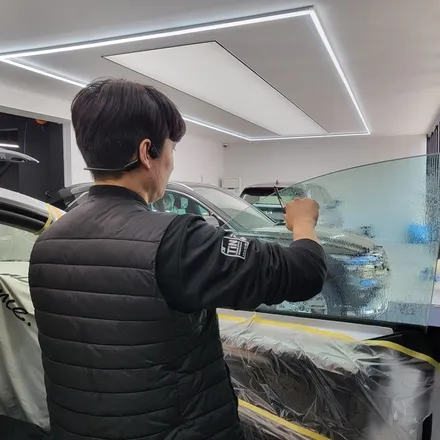 부산 수영구 테슬라 모델Y 틴팅 진행 과정 가감 없이 보여드릴게요 / 대구시 수성구