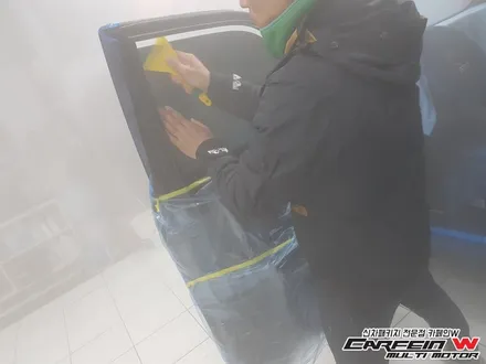 뷰티풀코란도 썬팅추천, 엠블럼교체(신차패키지 전문 카페인W) / 대구시 수성구