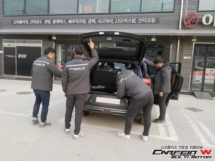 뷰티풀코란도 썬팅추천, 엠블럼교체(신차패키지 전문 카페인W) / 대구시 수성구