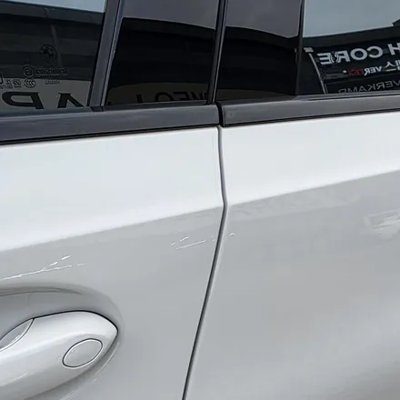 화이트 차량과 어울리는 반사 썬팅 글라스틴트 레이니블루 - BMW M340i LCi2 / 구리 토평동
