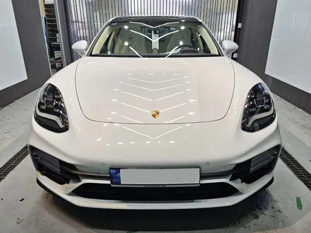 이 세상 아름다움이 아니다... 포르쉐 파나메라 화이트 글라스틴트 레이니블루 콜라보 : 송파 신차패키지 하이코어 / 구리 토평동