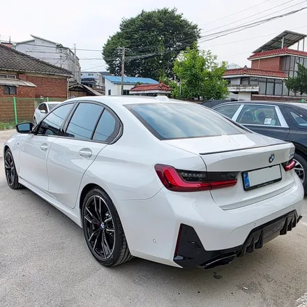 화이트 차량과 어울리는 반사 썬팅 글라스틴트 레이니블루 - BMW M340i LCi2 / 구리 토평동