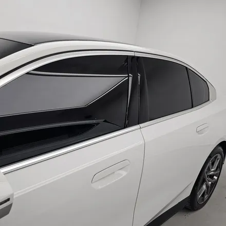 남양주 레이노 썬팅 차세대 F95 농도 27% 12%는 이런 느낌! BMW 5시리즈 (PPF 7종 + 아이나비 블랙박스 QXD1 + 셀뱅크B300 보조배터리) / 구리 토평동