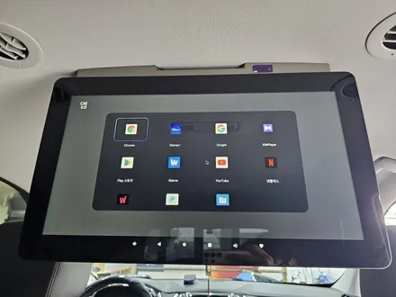 오산 평택 가성비있는 천정모니터 XM2200 EV10 [ 22인치 대형 모니터 ] 트레버스 차량 장착 / 평택시 진위면
