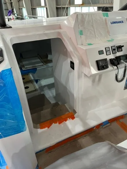 온산공단 래피싱 보트 썬팅, 랩핑, 시트지 작업 | 🛥️카랩, 요트 썬팅까지 한다고요? 자동차를 넘어 이제는 바다까지! 카랩 시공 이야기 / 울산광역시 울주군