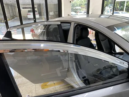 [온산썬팅] 전체적으로 갈색으로 바래진 썬팅 재시공 / 울산광역시 울주군