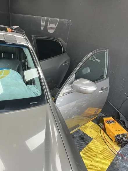 진하 에쿠스 전체 썬팅 재시공  | 솔라가드 수프림 전면 30%, 측후면 10% | 🚙 기포·갈색 변색 제거 후 솔라가드 수프림으로 새단장 / 울산광역시 울주군