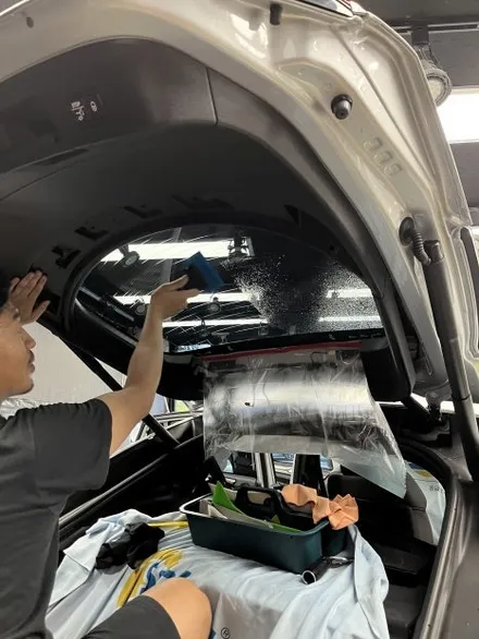 온양 벤츠 GLC 반사썬팅 재시공 & 썬루프 시공 | 🚗 비반사에서 반사로, 벤츠 GLC 반사썬팅으로 완성된 프리미엄 룩 / 울산광역시 울주군