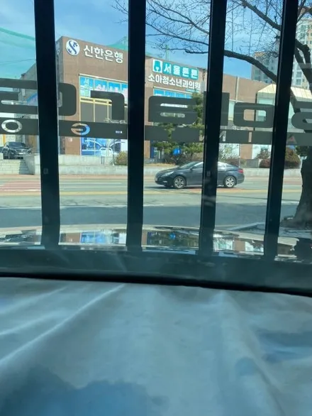 울산썬팅 벤츠c클래스 썬팅 재시공 작업 진행 / 울산광역시 울주군