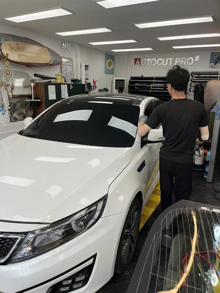 온산공단 K5 전면, 후면 유리교체 전체 썬팅 재시공 | 민생회복소비쿠폰 민생회복사용처 | 🧑🏻‍🔧 전면유리 금간 교체 & 후면 필름 얇아져 조각조각 떨어져 후면 유리 교체 / 울산광역시 울주군