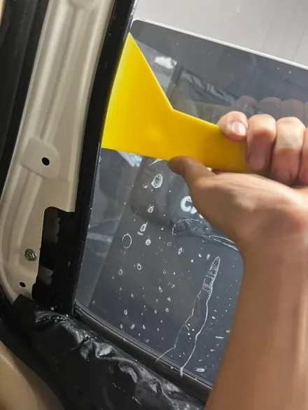 온산 카니발 리무진 전체 반사 썬팅 재시공 | 민생회복소비쿠폰 민생 지원금 사용처 | 🚘 8년 된 썬팅 교체, 반사필름으로 다시 태어난 카니발 리무진 / 울산광역시 울주군