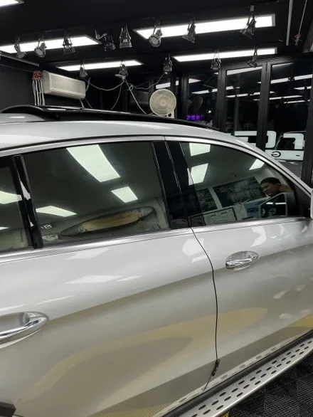 온양 벤츠 GLC 반사썬팅 재시공 & 썬루프 시공 | 🚗 비반사에서 반사로, 벤츠 GLC 반사썬팅으로 완성된 프리미엄 룩 / 울산광역시 울주군