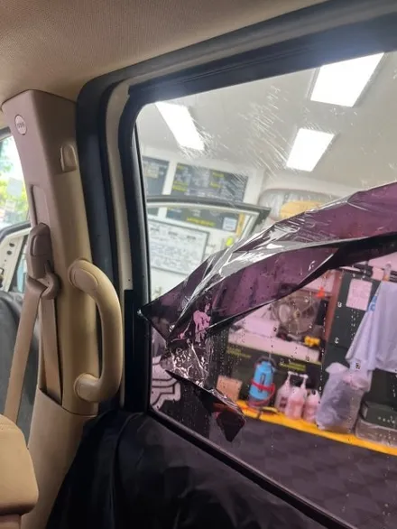 온산 카니발 리무진 전체 반사 썬팅 재시공 | 민생회복소비쿠폰 민생 지원금 사용처 | 🚘 8년 된 썬팅 교체, 반사필름으로 다시 태어난 카니발 리무진 / 울산광역시 울주군