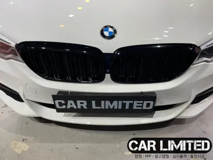BMW 520D 유광 블랙 그릴 교환 / 인천랩핑 / 구월동랩핑 / 랩핑 / 카 리미티드[CAR LIMITED] / 인천, 부평, 부천