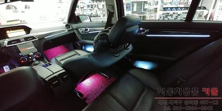 벤츠 W204 c클래스 엠비언트 라이트 시공 대전 세종 DMX / 대전 대덕
