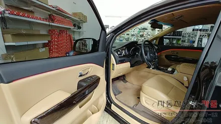 올뉴카니발 더뉴카니발 실내 무드등을 비노출 DMX엠비언트로 꾸며 드립니다. / 대전 대덕