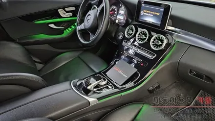 대전 2015 벤츠C클래스 W205 C200d 엠비언트 라이트 무드등과 송풍구 엠비언트 시공 / 대전, 청주, 세종