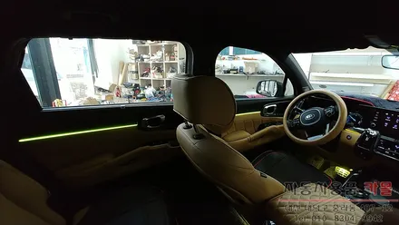 기아 MQ4 쏘렌토 DMX 엠비언트 라이트 시공 풋등 순정엠비언트가 없어도 비노출 아크릴 무드등 대전 세종 / 대전 대덕