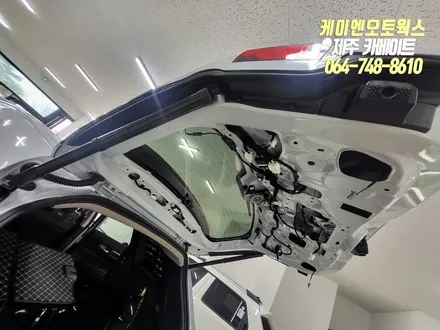 제주 QM6 순정 전동트렁크, 2열 엠비언트 무드등, 혼캡 르노룩 교체 작업 / 제주시 오라삼동