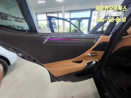 제주 렉서스 ES300H 카카오파츠 무빙 엠비언트 무드등 시공 작업 / 제주시 오라삼동