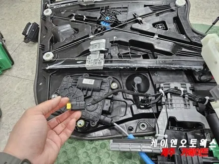 제주 제네시스 GV80 고스트도어 소프트클로징 기능 순정 그대로 튜닝 / 제주시 오라삼동