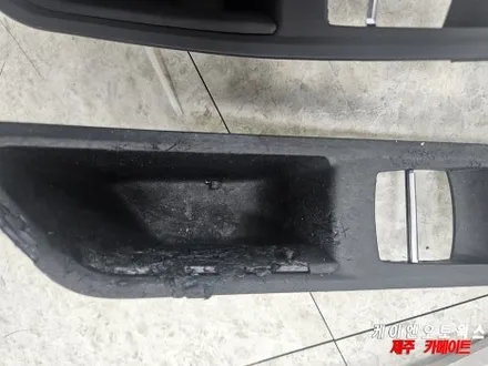 제주 BMW 5시리즈 사이드미러 유리 파손 옵틱글라스 광각 미러 교체, 끈적이는 도어 손잡이 교체 / 제주시 오라삼동