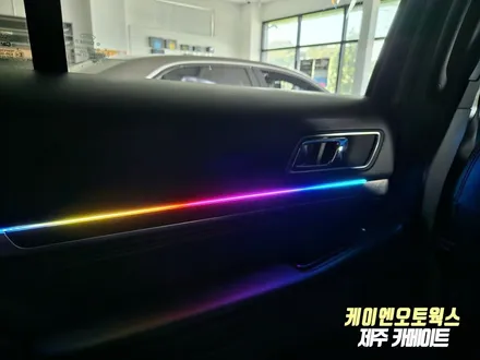 제주 포드 익스플로러 비노출 무빙 엠비언트 무드등 라이트 시공 / 스마트폰 어플 제어 / 제주시 오라삼동