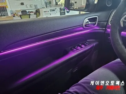 지프 그랜드 체로키 비노출 엠비언트 RGB 핸드폰 앱 제어 시공 후기 / 제주시 오라삼동