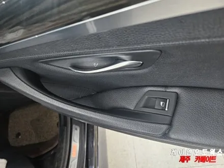 제주 BMW 5시리즈 사이드미러 유리 파손 옵틱글라스 광각 미러 교체, 끈적이는 도어 손잡이 교체 / 제주시 오라삼동